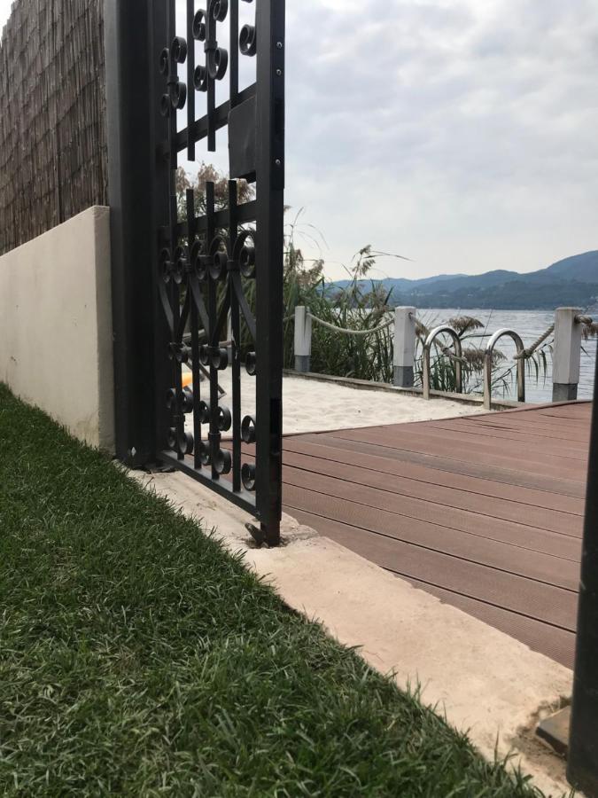 La Playa Cottage Con Spiaggia Privata Петенаско Екстериор снимка